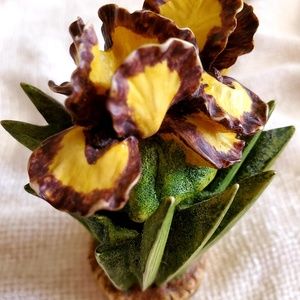 Vintage Harmony Kingdom's Garden Series "Iris"